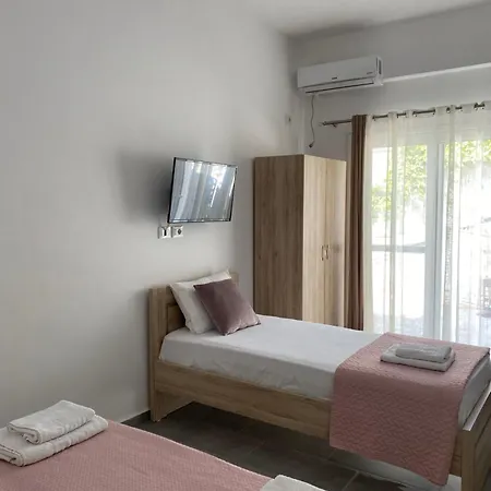 בית הארחה Sea View Summer 3*