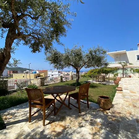 בית הארחה Sea View Summer 3*